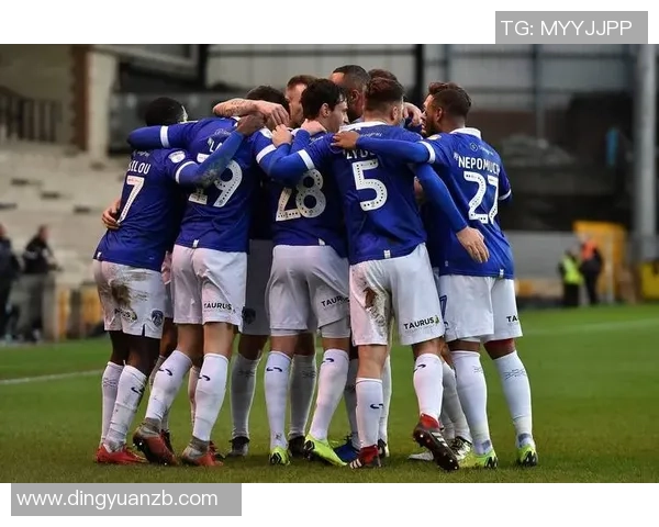 欢呼吧诺丁汉与卢顿的激烈对决期待精彩瞬间与激情碰撞 欢呼吧诺丁汉与卢顿的激烈对决期待精彩瞬间与激情碰撞